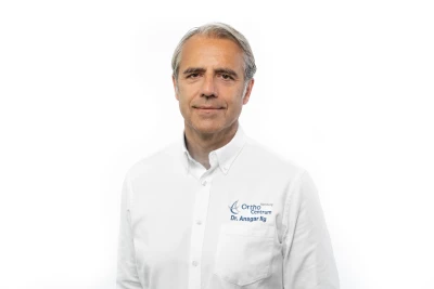 Portrait von Dr. Ansgar Ilg