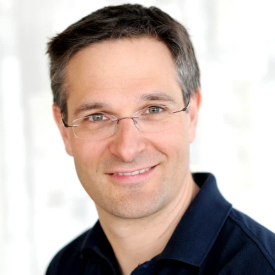 Portrait von Prof. Dr. Sven Scheffler